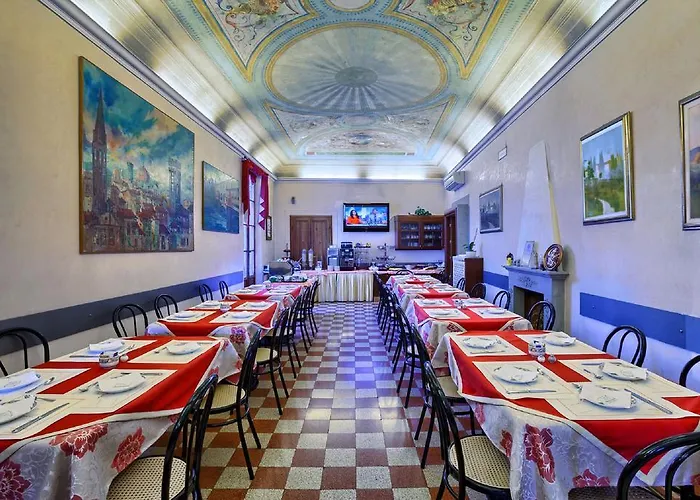 Casci Hotel 2*